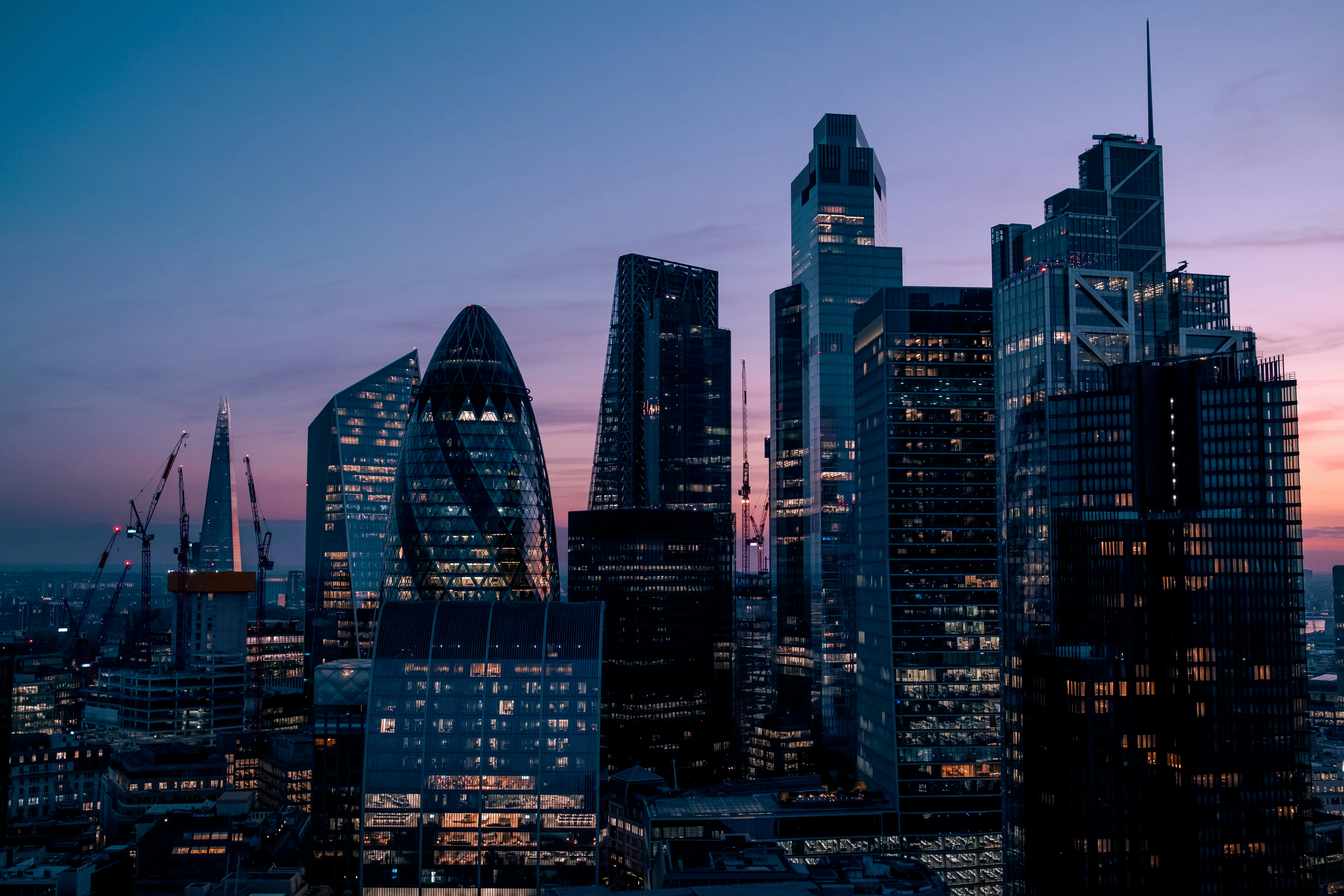 UK compliance startup <br><br>- Halving Test Time for a UK Legal Billing Compliance Platform.